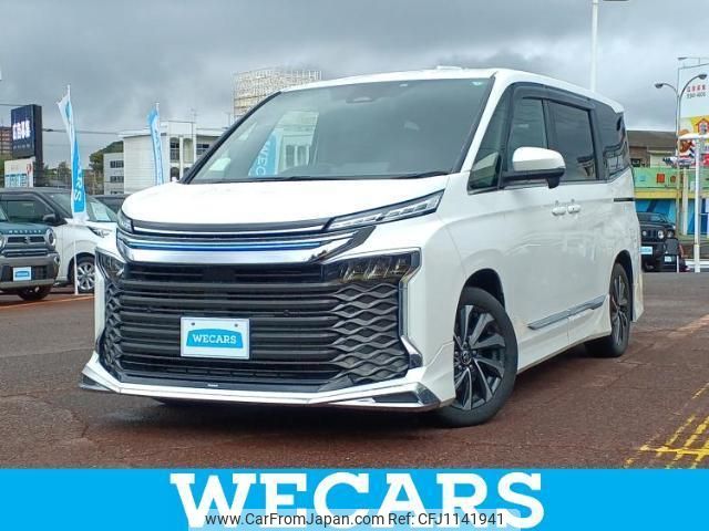 toyota voxy 2023 quick_quick_6AA-ZWR90W_ZWR90-0068535 image 1