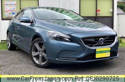 volvo v40 2014 quick_quick_DBA-MB4164T_YV1MV485BE2132483