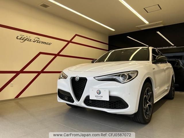 alfa-romeo stelvio 2022 quick_quick_94920_ZARPAHJN2M7D33441 image 1