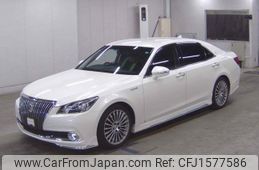 toyota crown-majesta 2015 CFJ1577586