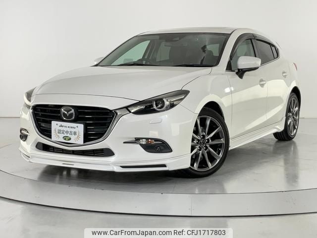 mazda axela 2017 CFJ1717803 image 2