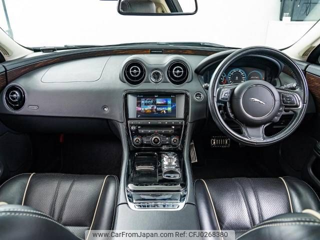 jaguar xj-series 2017 -JAGUAR--Jaguar XJ Series CBA-J128B--SAJKC1288G8W03574---JAGUAR--Jaguar XJ Series CBA-J128B--SAJKC1288G8W03574- image 2