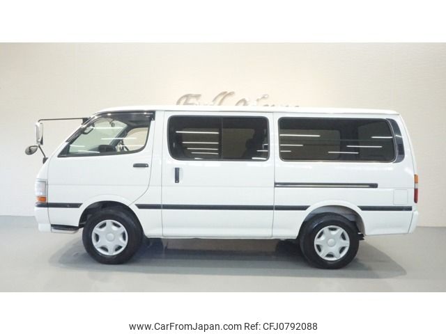 toyota hiace-van 2002 -TOYOTA--Hiace Van GE-RZH112V--RZH112-1013139---TOYOTA--Hiace Van GE-RZH112V--RZH112-1013139- image 1