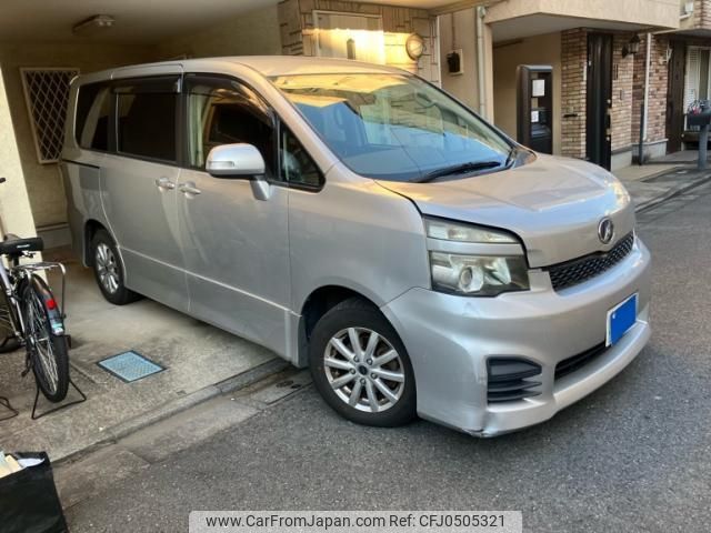 toyota voxy 2010 -TOYOTA--Voxy DBA-ZRR70W--ZRR70-0353900---TOYOTA--Voxy DBA-ZRR70W--ZRR70-0353900- image 1