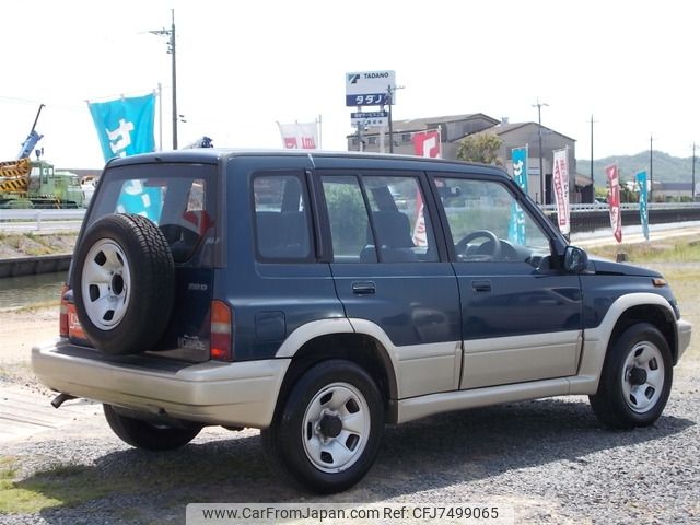 suzuki-escudo-nomad-1996-12466-car_9f2979f9-7cad-4d70-9d72-ad5597ca0dc0