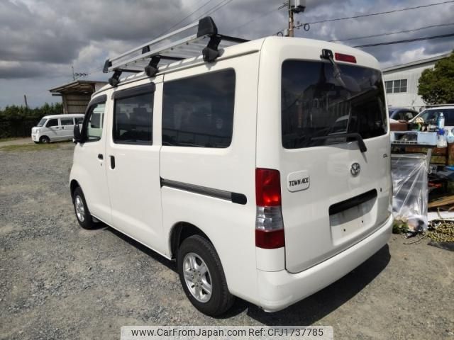 toyota townace-van 2019 CFJ1737785 image 2
