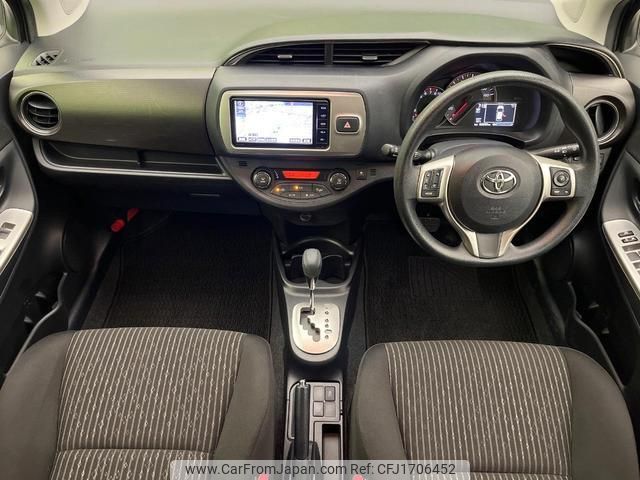 toyota vitz 2015 CFJ1706452 image 2