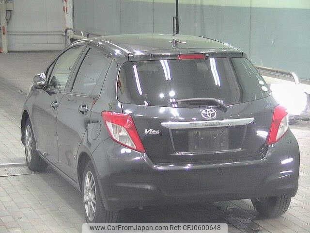 toyota vitz 2013 -TOYOTA--Vitz KSP130-2084104---TOYOTA--Vitz KSP130-2084104- image 2