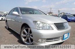 toyota crown 2004 646828-N2025040236F-24