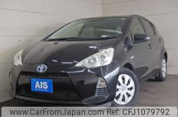 toyota aqua 2013 -TOYOTA--AQUA DAA-NHP10--NHP10-2204984---TOYOTA--AQUA DAA-NHP10--NHP10-2204984-