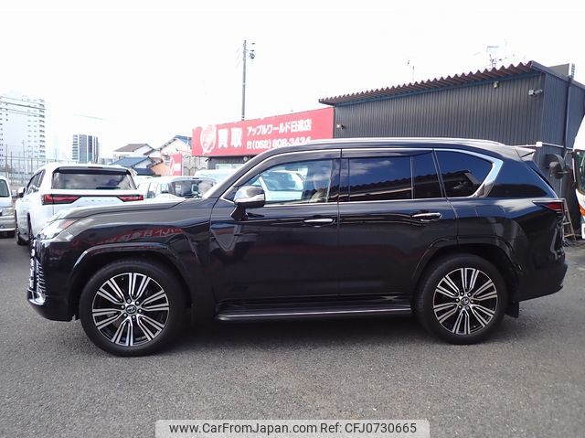 lexus lx 2022 25522416 image 2