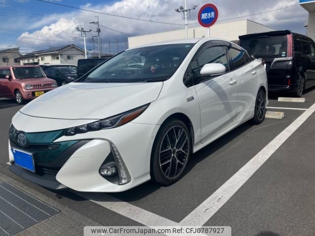 toyota prius-phv 2017 -TOYOTA--Prius PHV DLA-ZVW52--ZVW52-3028494---TOYOTA--Prius PHV DLA-ZVW52--ZVW52-3028494- image 2