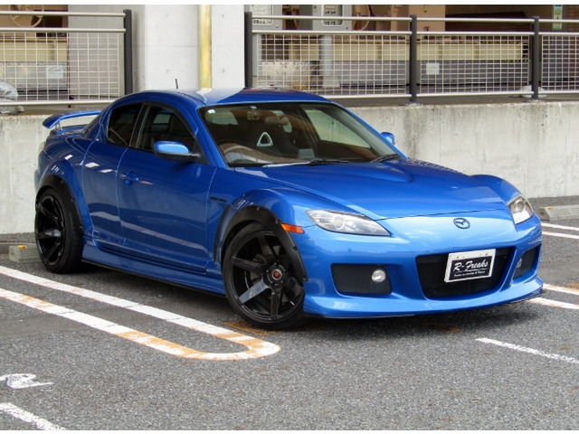 car_9f58d7f4-52de-4d10-9426-