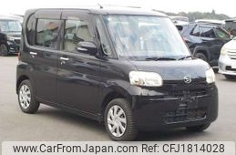 daihatsu tanto 2011 CFJ1814028