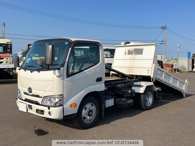 hino dutro 2022 -HINO--Hino Dutoro 2RG-XZU600T--XZU600-****068---HINO--Hino Dutoro 2RG-XZU600T--XZU600-****068- image 1