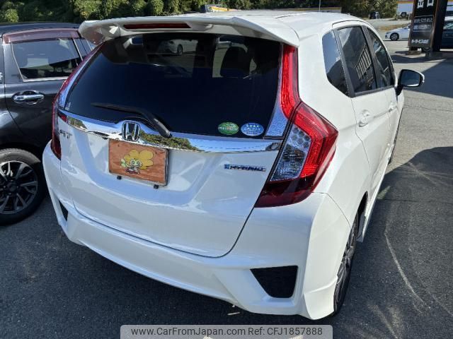 honda fit-hybrid 2015 CFJ1857888 image 2