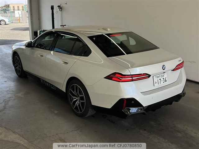 bmw 5-series 2024 -BMW 【神戸 304ミ1736】--BMW 5 Series 12FJ20-WBA12FJ060CR74657---BMW 【神戸 304ミ1736】--BMW 5 Series 12FJ20-WBA12FJ060CR74657- image 2