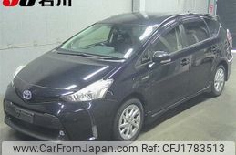 toyota prius-α 2015 CFJ1783513