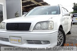 toyota crown-estate 2000 CFJ1790409