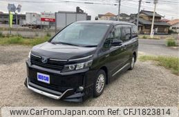 toyota voxy 2015 CFJ1823814