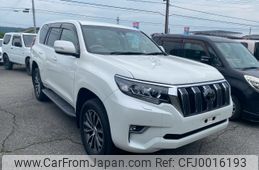 toyota land-cruiser-prado 2018 -TOYOTA--Land Cruiser Prado 3DA-GDJ151W--GDJ151-0006196---TOYOTA--Land Cruiser Prado 3DA-GDJ151W--GDJ151-0006196-