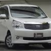 toyota noah 2013 quick_quick_DBA-ZRR75G_ZRR75-0114607 image 10