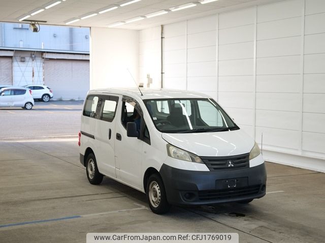 mitsubishi delica-van 2012 CFJ1769019 image 1