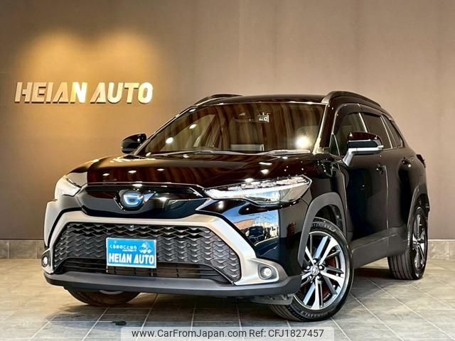 toyota corolla-cross 2022 CFJ1827457 image 1