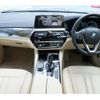 bmw 5-series 2018 -BMW--BMW 5 Series DBA-JA20--WBAJA52060B177584---BMW--BMW 5 Series DBA-JA20--WBAJA52060B177584- image 15