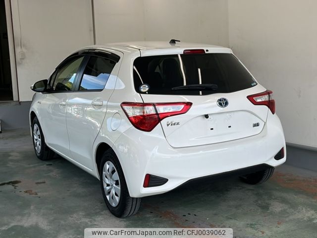 toyota vitz 2019 -TOYOTA--Vitz NHP130-4013672---TOYOTA--Vitz NHP130-4013672- image 2