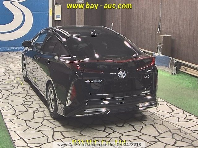 toyota prius-phv 2017 -TOYOTA--Prius PHV ZVW52-3061942---TOYOTA--Prius PHV ZVW52-3061942- image 2