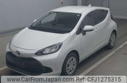 toyota aqua 2022 -TOYOTA--AQUA 6AA-MXPK11--MXPK11-2067385---TOYOTA--AQUA 6AA-MXPK11--MXPK11-2067385-