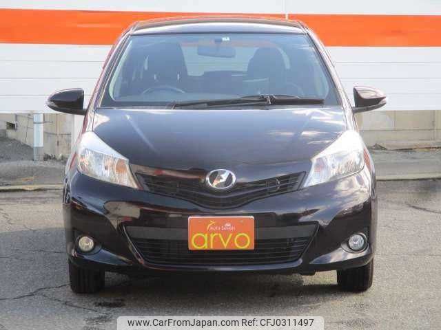 toyota vitz 2013 TE2935 image 1