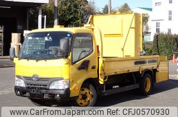 hino dutro 2012 24341207