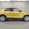 volkswagen t-roc 2020 quick_quick_A1DFF_WVGZZZA1ZLV137659 image 11