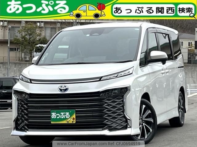 toyota voxy 2023 quick_quick_6AA-ZWR90W_ZWR90-0073985 image 1