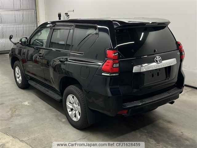 toyota land-cruiser-prado 2023 CFJ1628459 image 2
