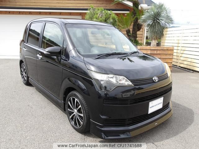 toyota spade 2012 CFJ1741688 image 1