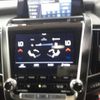 toyota crown 2018 CFJ1733704 image 4