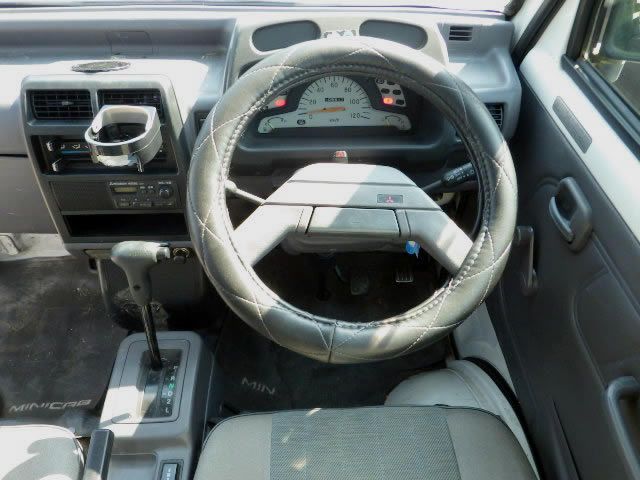 mitsubishi minicab-truck 1998 No.15917 image 2