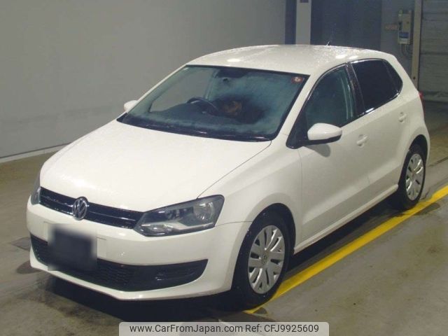 volkswagen polo 2014 -VOLKSWAGEN--VW Polo 6RCBZ-WVWZZZ6RZEU044915---VOLKSWAGEN--VW Polo 6RCBZ-WVWZZZ6RZEU044915- image 1