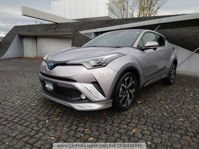 toyota c-hr 2017 -TOYOTA--C-HR DAA-ZYX10--ZYX10-2041581---TOYOTA--C-HR DAA-ZYX10--ZYX10-2041581- image 1