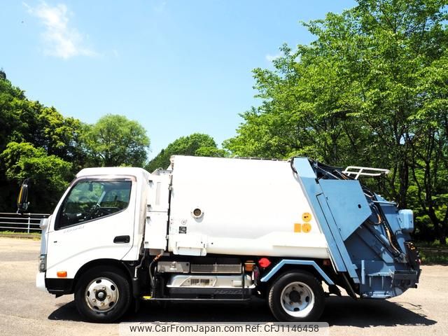hino dutro 2017 GOO_NET_EXCHANGE_0403477A30250513W002 image 2