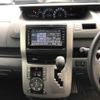 toyota noah 2009 NIKYO_SW68836 image 3