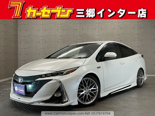 toyota prius-phv 2017 -TOYOTA--Prius PHV DLA-ZVW52--ZVW52-3007619---TOYOTA--Prius PHV DLA-ZVW52--ZVW52-3007619- image 1