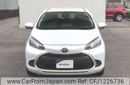 toyota aqua 2023 -TOYOTA--AQUA 6AA-MXPK11--MXPK11-2110555---TOYOTA--AQUA 6AA-MXPK11--MXPK11-2110555-