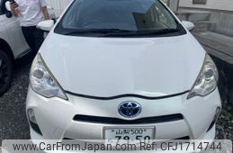 toyota aqua 2012 CFJ1714744