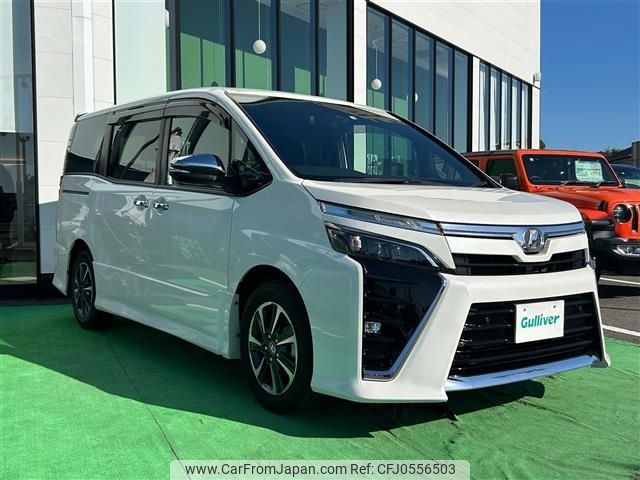 toyota voxy 2019 -TOYOTA--Voxy DBA-ZRR80W--ZRR80-0570633---TOYOTA--Voxy DBA-ZRR80W--ZRR80-0570633- image 1