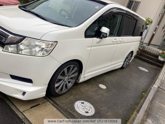 honda stepwagon 2010 CFJ1810066 image 2