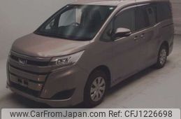 toyota noah 2018 -TOYOTA--Noah DBA-ZRR80Gｶｲ--ZRR80-0462579---TOYOTA--Noah DBA-ZRR80Gｶｲ--ZRR80-0462579-